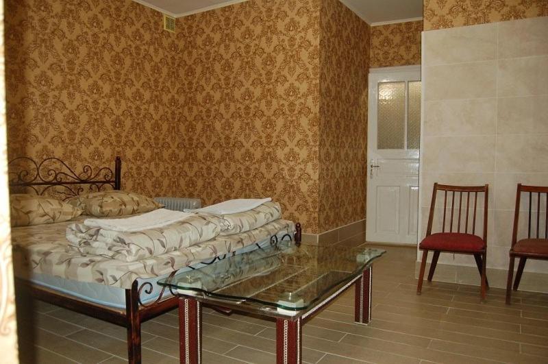 Apartments Постійне Електропостачання Stepana Bandery Street 37-2 Lviv Buitenkant foto