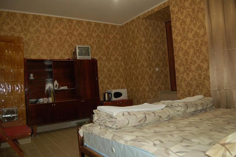 Apartments Постійне Електропостачання Stepana Bandery Street 37-2 Lviv Buitenkant foto