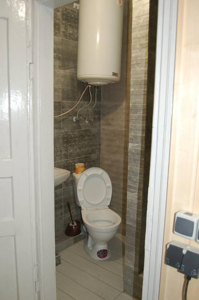 Apartments Постійне Електропостачання Stepana Bandery Street 37-2 Lviv Buitenkant foto