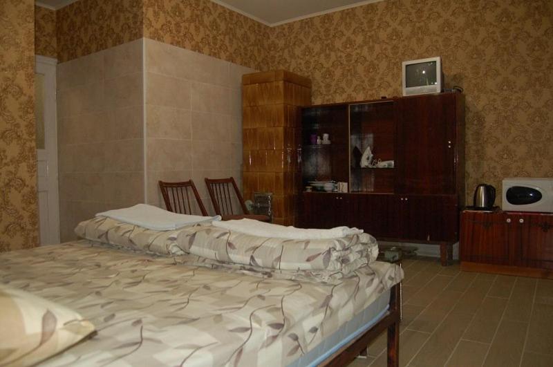 Apartments Постійне Електропостачання Stepana Bandery Street 37-2 Lviv Buitenkant foto
